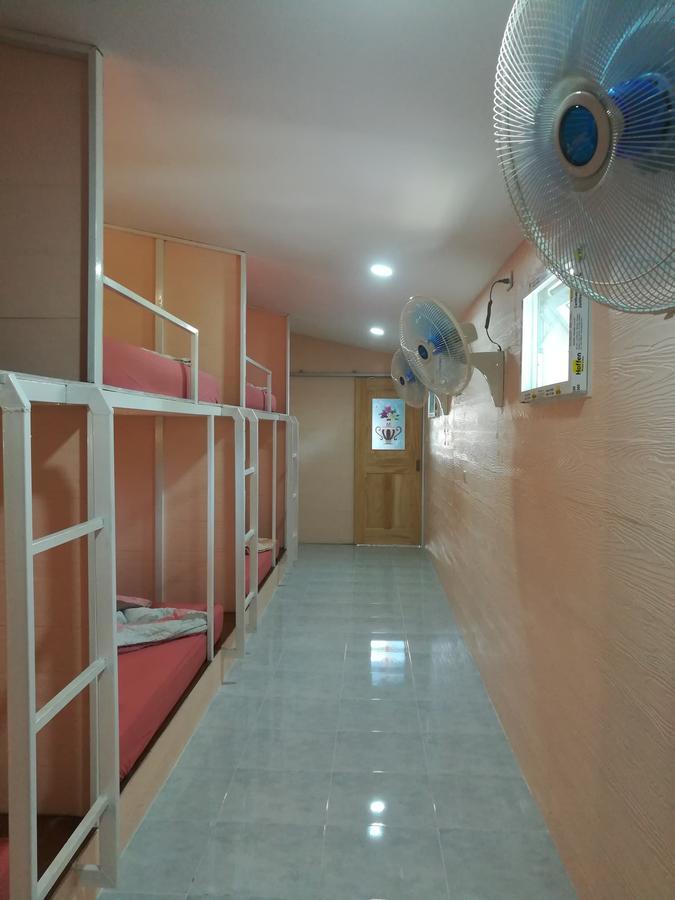 Koh Mook Hostel Exterior photo